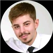 Periodista y copywriter. Impartiré clases orientadas a mejorar la redacción y a utilizar las palabras adecuadas.